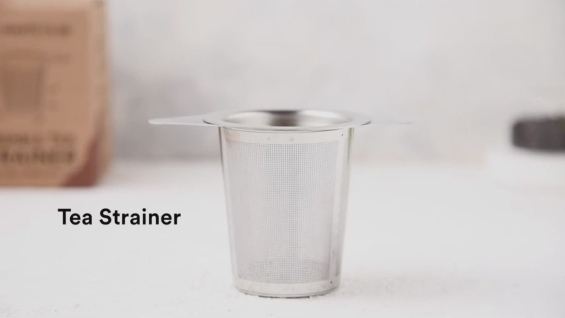 video of reusable tea strainer being used